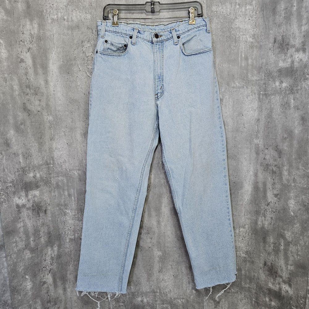 Vintage Y2K Levis 540 32x29 Light Stonewashed Straight Loose‎ fit Raw Hem Jeans